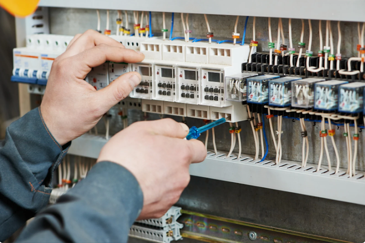 4 Seasons Phoenix Electrical Services