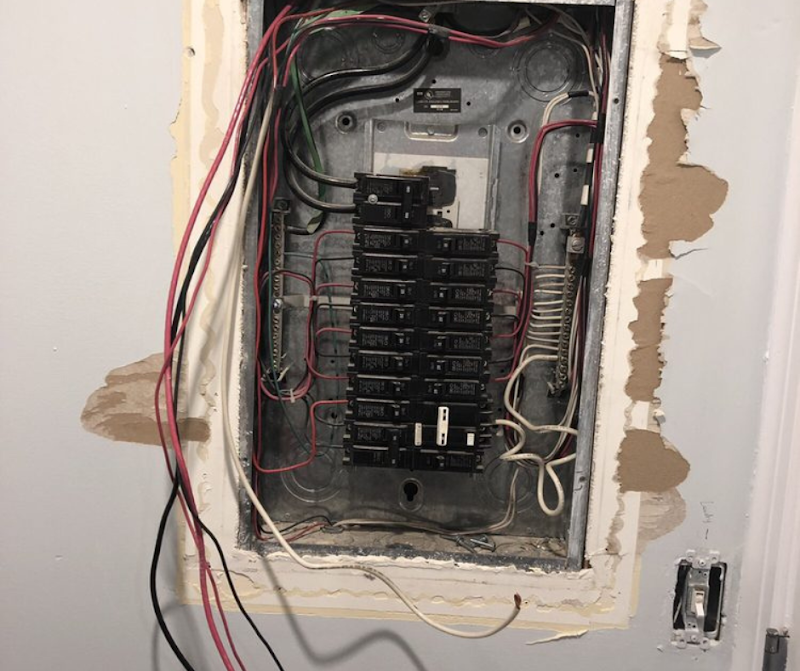 Electrical G‎‎a‎‎r‎‎‎‎a‎‎g‎‎e - Electrician in Los Angeles