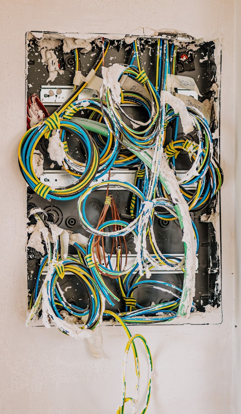 EZ Pro Electrician Los Angeles - Electrician in Los Angeles