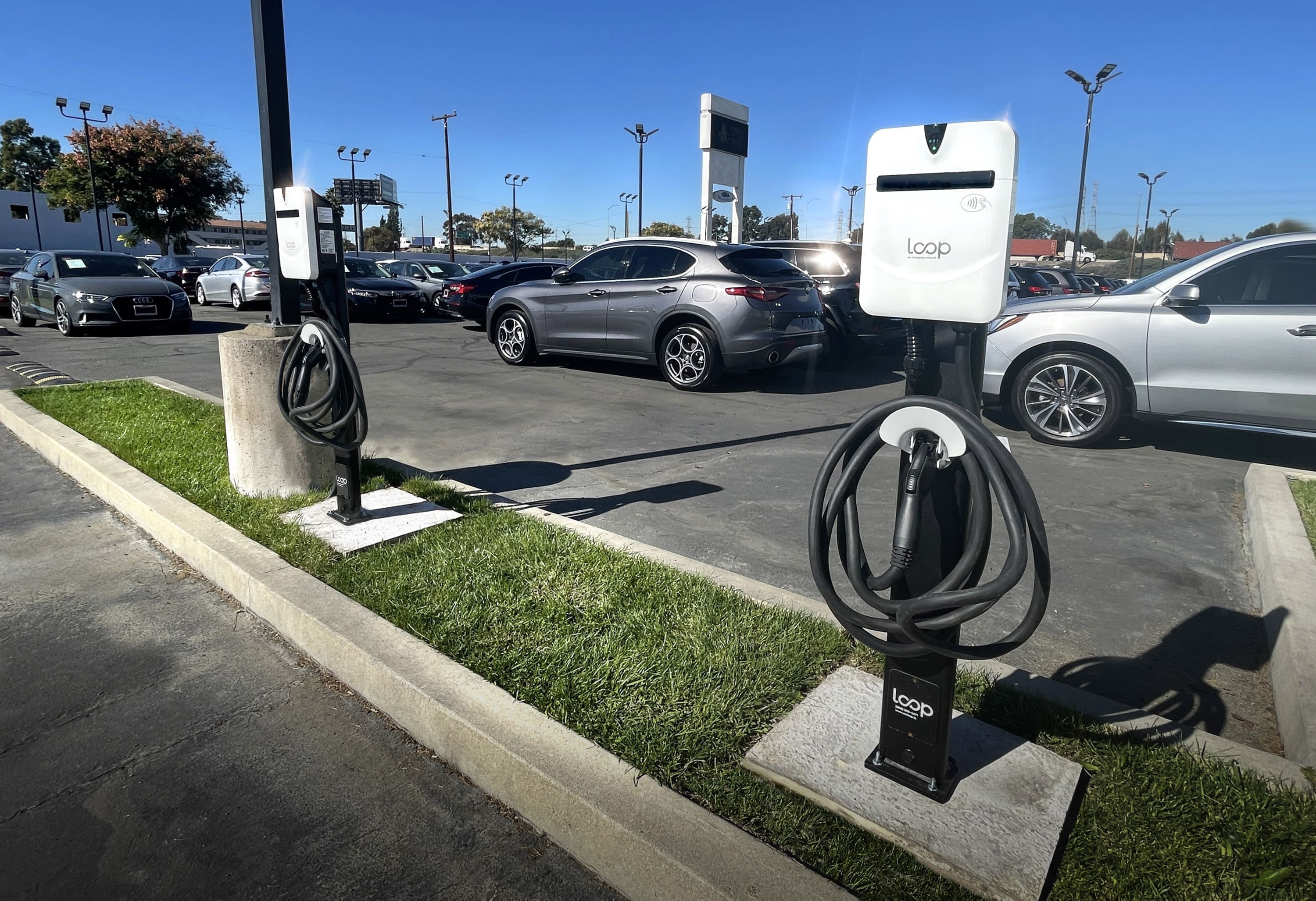 Loop Charging Station - EV Charging in Los Angeles