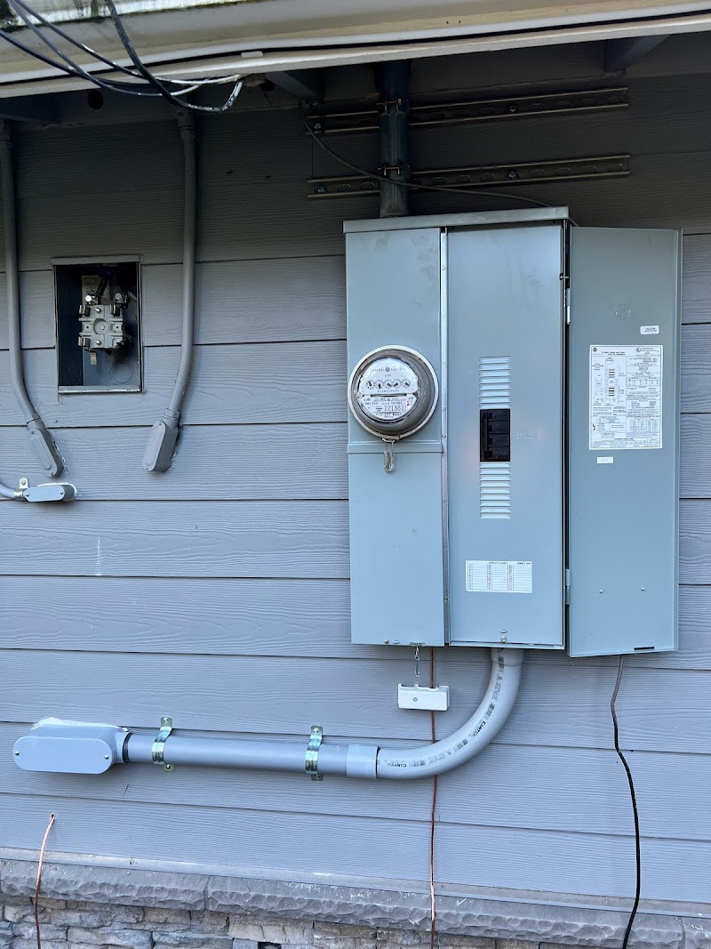 Ohana Electric - Electrician in Bothell
