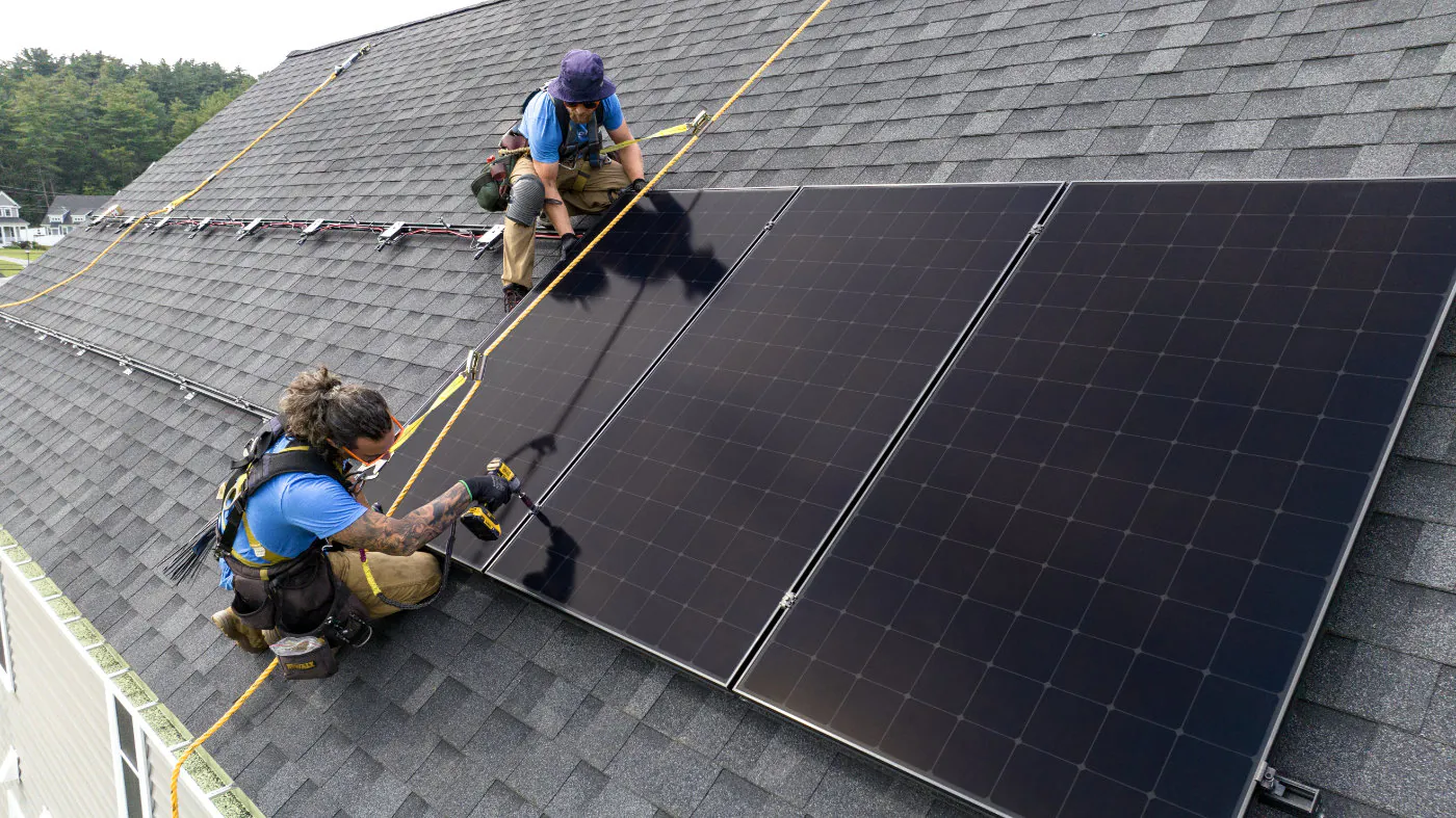 Plug It In Solar