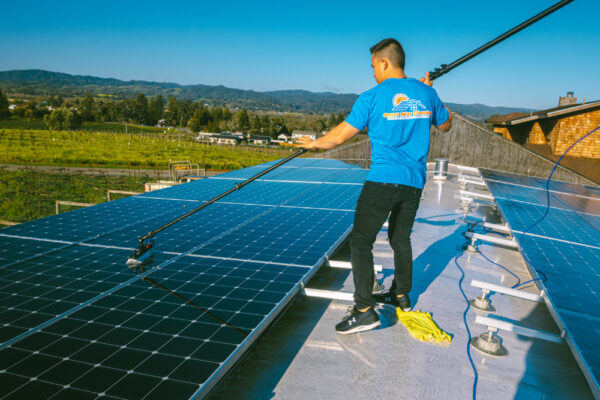 Smart Solar Panel Cleaning Los Angeles