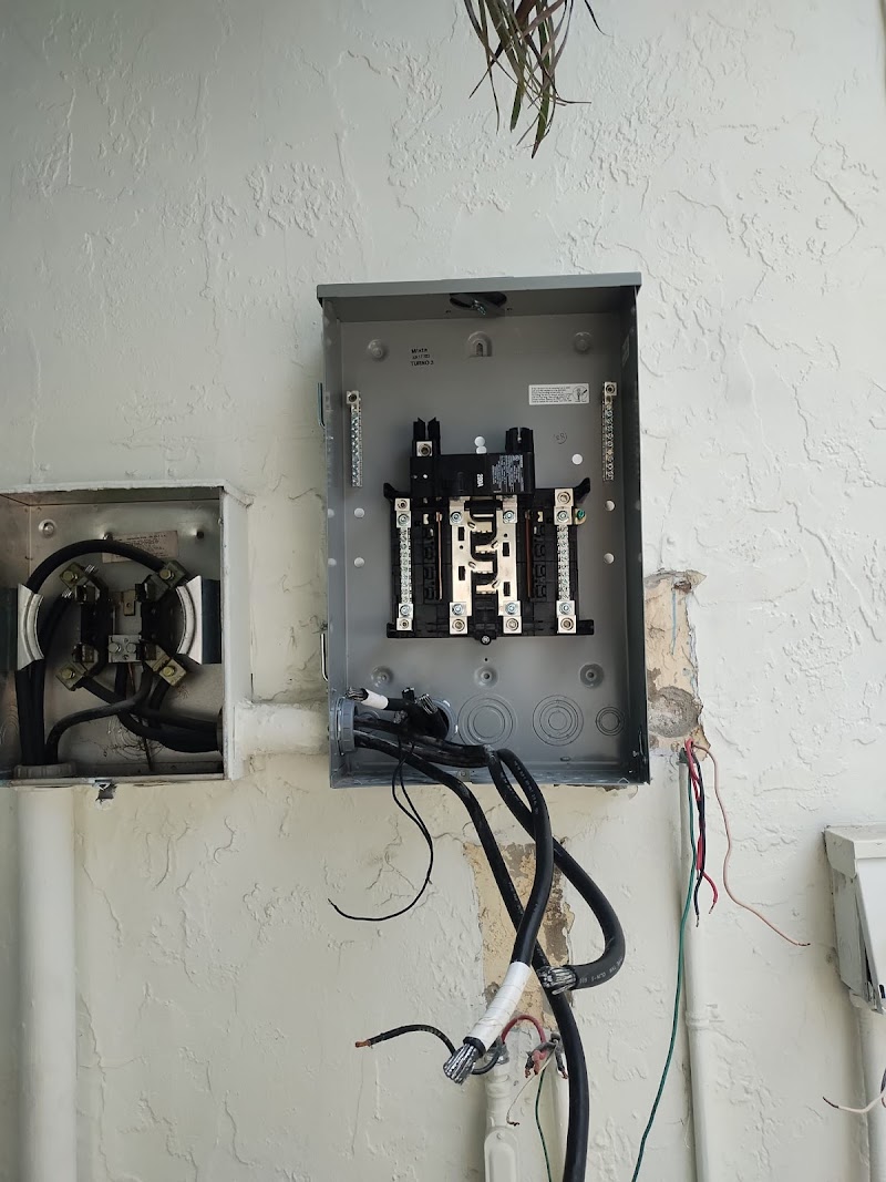 Solomon Electric - Electrician in Hollywood