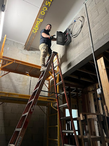 Tirana Electric - Best Electrician NYC